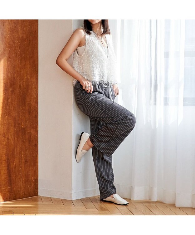 MODE ET JACOMO <carino>スクエアトゥフラットシューズ アイボリー