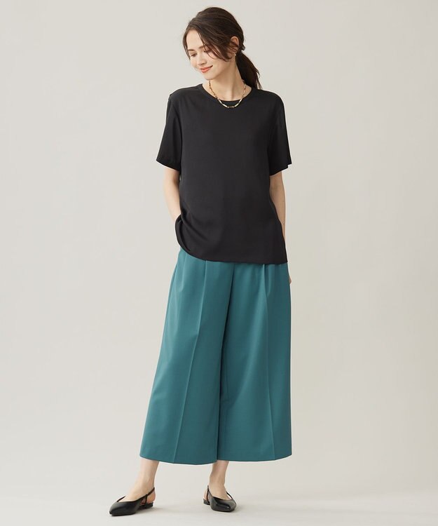 自由区 【洗える】TWラチネストレッチワイドクロップド パンツ ボトルグリーン