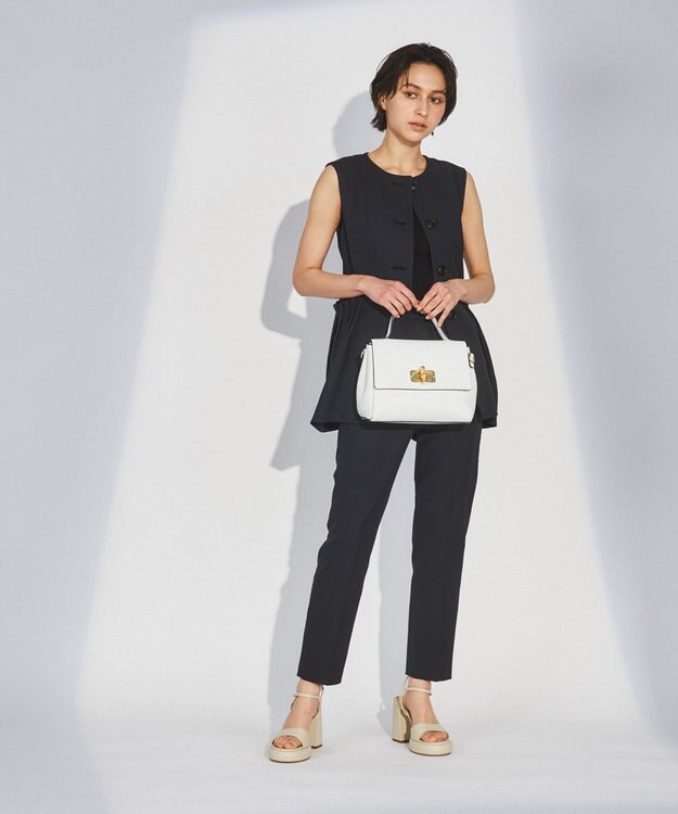 GRACE CONTINENTAL ROBERTA　PRIANIワンハンドルバッグ ホワイト