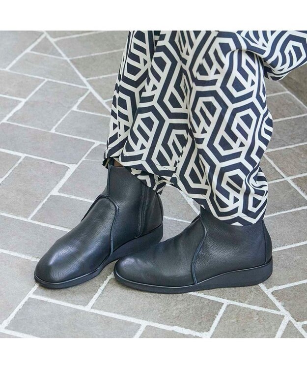 MODE ET JACOMO <D'ICI>スクエアトゥフラットブーツ ブラック