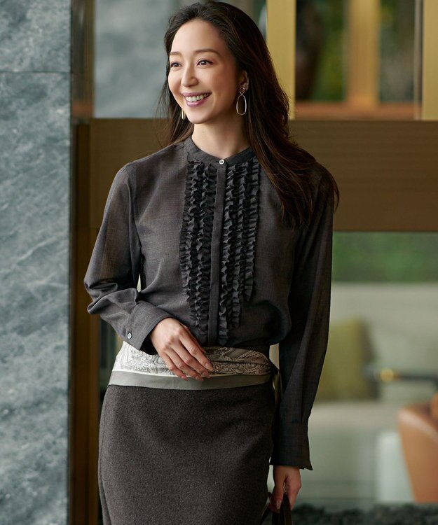 23区 L 【VERY11月号掲載/洗える】TWボイル フリルディテール ブラウス グレー系