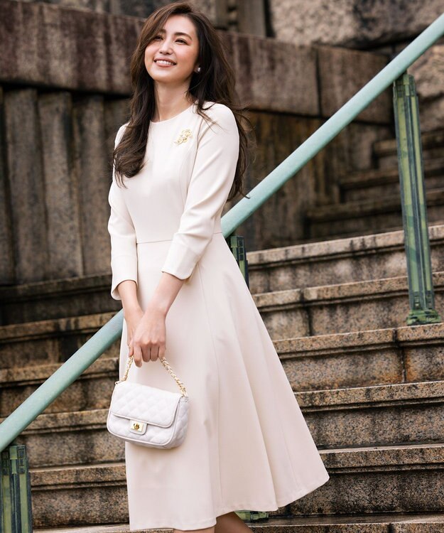 組曲 ラインドロップパール ブローチ ゴールド系