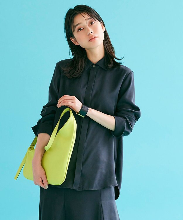 ICB 【洗える】 ルゼブフィブリルサテン シャツ チャコール系