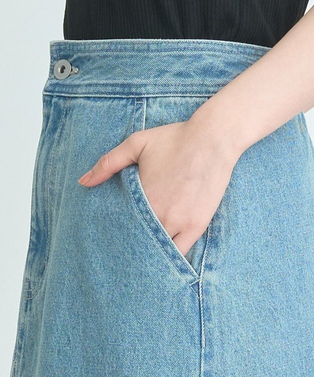 earth music&ecology エスカルゴマーメイドデニムスカート Light Indigo