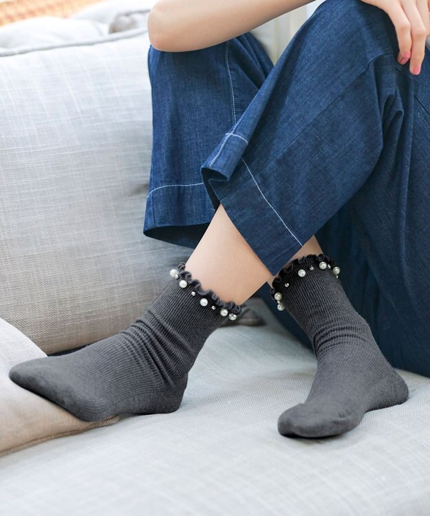 Tiaclasse パール付きフリルソックス グレー