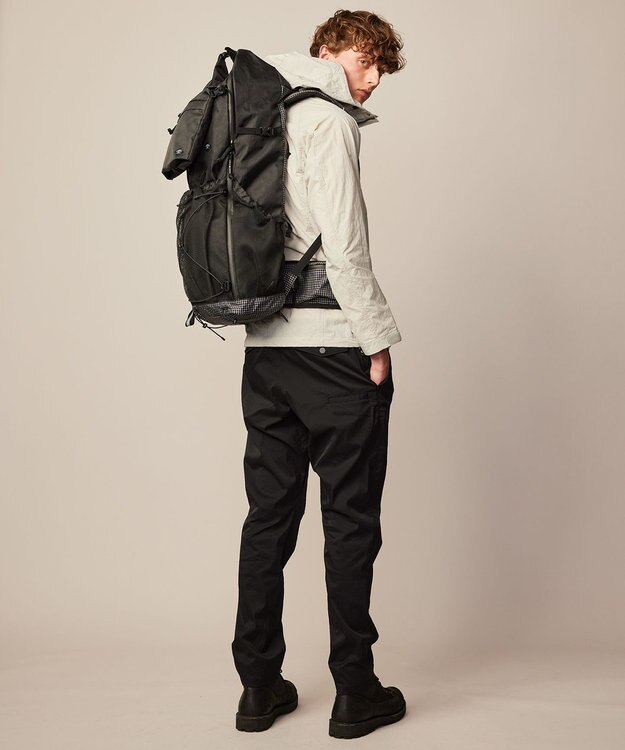 JOSEPH ABBOUD MOUNTAIN 【軽量/ECO撥水/サスティナブル素材/サコッシュが取り外せる】リサイクルリップストップ バックパック 33L ブラック系
