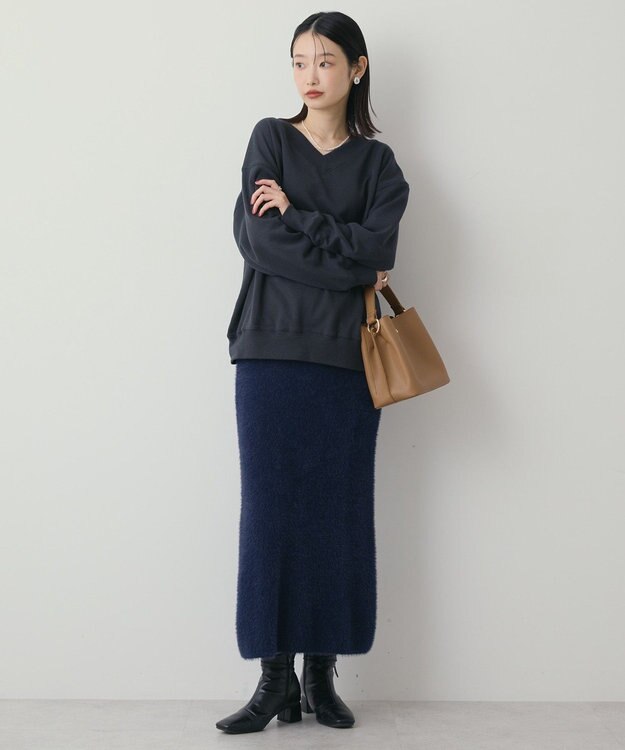 AMERICAN HOLIC Vネックワンポイントロゴスウェットプルオーバー Charcoal Gray