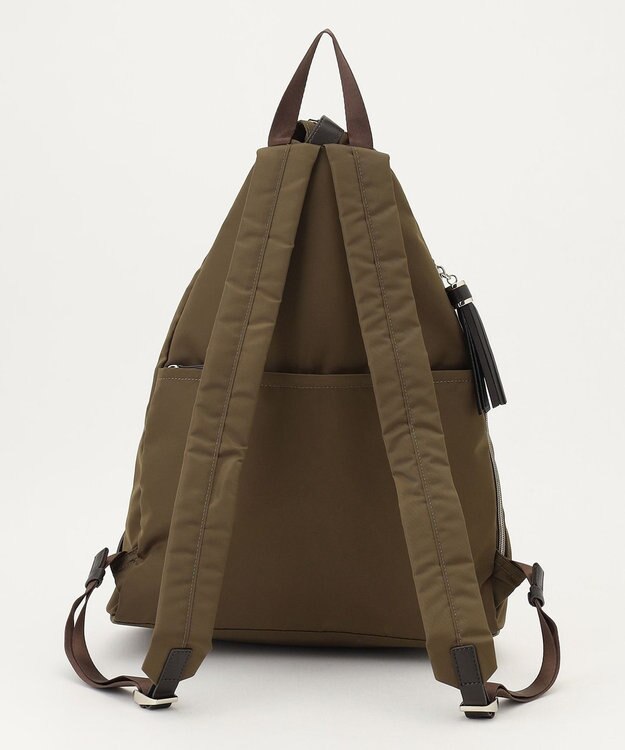 LA BAGAGERIE トライアングルリュックサック カーキ
