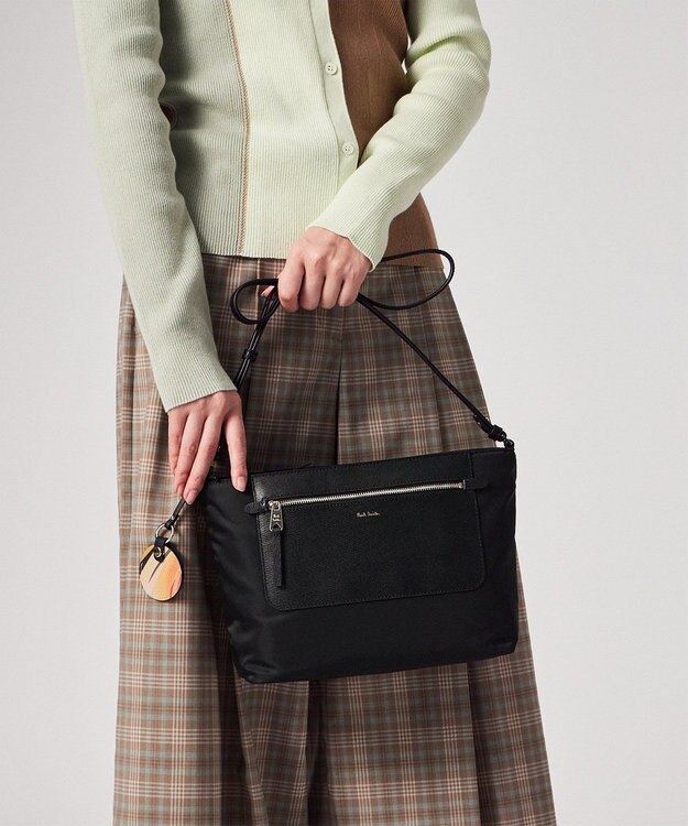 Paul Smith モダンナイロン ショルダーバッグ ブラック