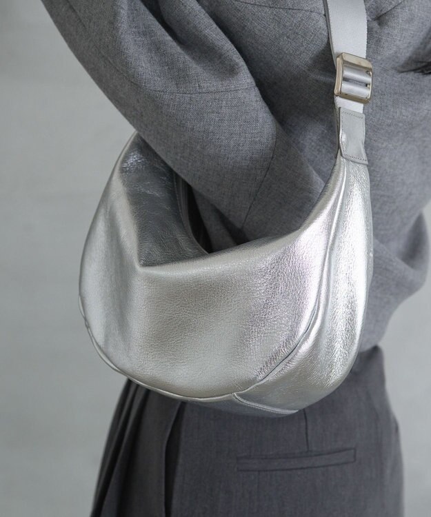 russet ソフトレザーラウンドショルダーバッグ【シルバー】(CE-1470-WEB) Silver