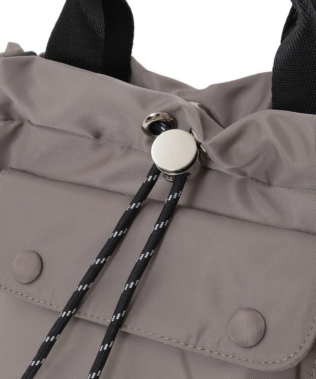 Green Parks ・ｆｕｒｒｙ　ｒａｔｅ　ナイロンドロートート Gray Beige