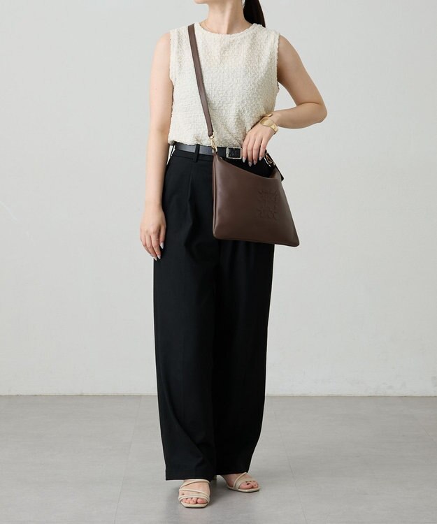 russet エンボスモノグラム ソフトレザーショルダーバッグ(CE-1547) D.Brown