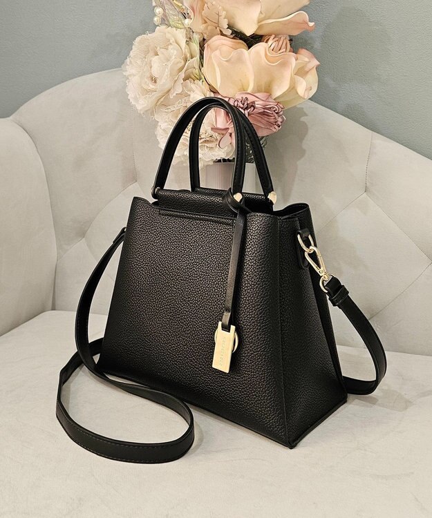 style code 【MERCURYDUO/マーキュリーデュオ】両アオリポケット　ハンドバッグ　キーリングチャーム付き ブラック