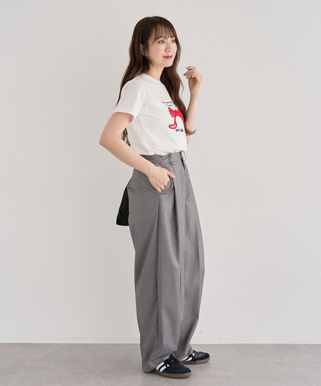 Green Parks ・ｓｗｉｎｇ　ｂｙ　リボンモチーフコード刺繍ＴＥＥ Off White