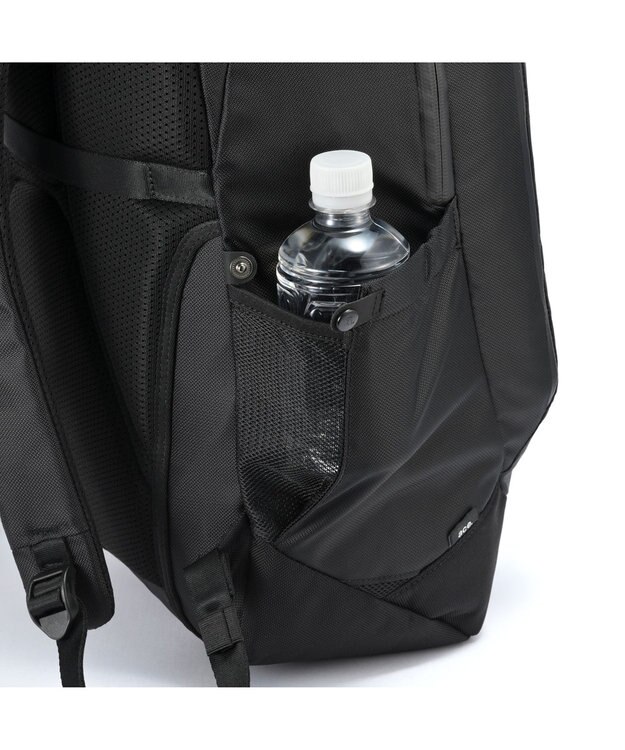 ACE BAGS & LUGGAGE ace. ラグマスター2 ビジネスリュック 撥水・耐水 B4サイズ 15.6インチPC収納 31L 17763 エース ブラック