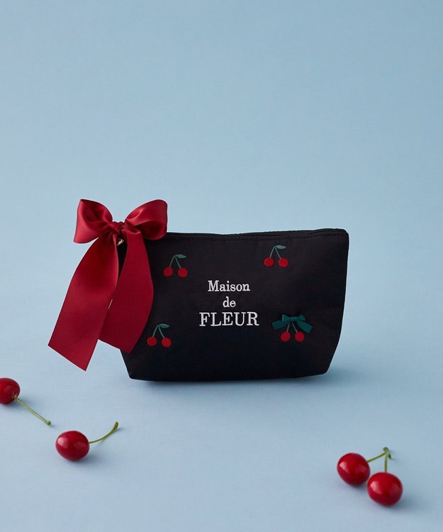 Maison de FLEUR チェリー刺繍ポーチ Black