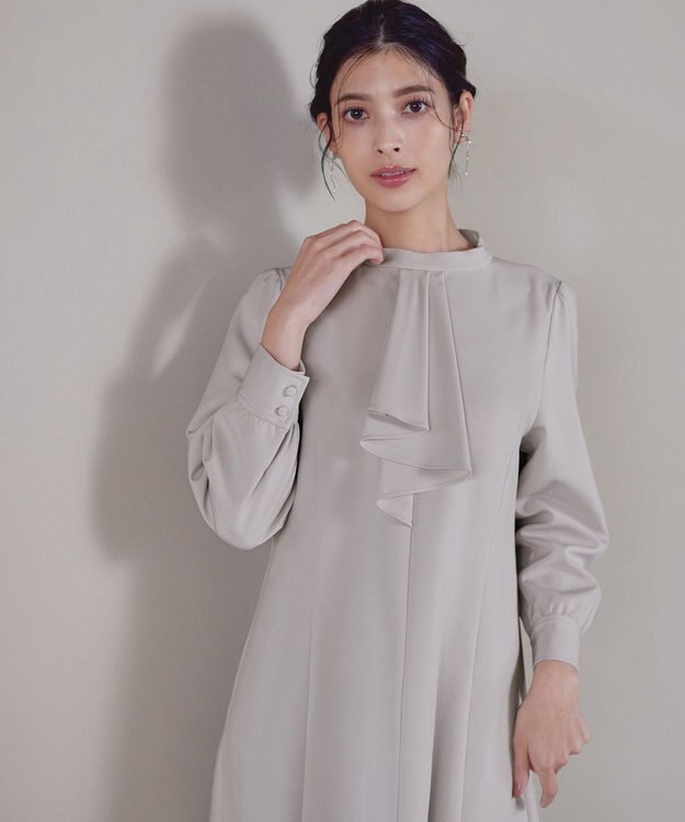 Tiaclasse L 【ダブルクロス】【洗える】フリルドレープワンピース グレージュ