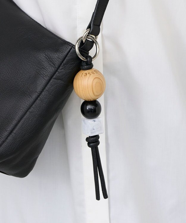 russet ウッドデザインチャーム（CE-1809） Black