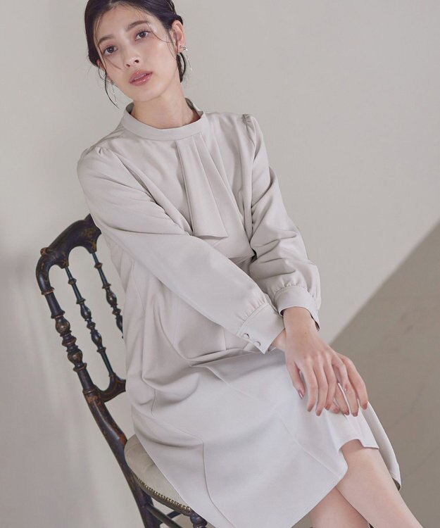 Tiaclasse L 【ダブルクロス】【洗える】フリルドレープワンピース グレージュ