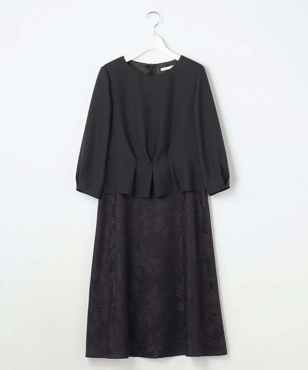 カタログ掲載】フラワーオパールプリント ワンピース / 自由区