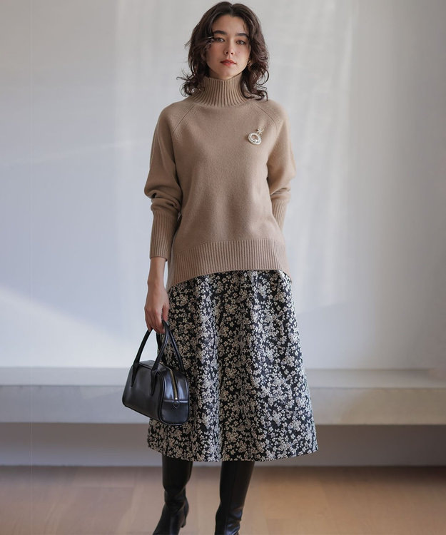 組曲 S 【加藤ローサさん着用】フラワージャカード スカート ブラック系5