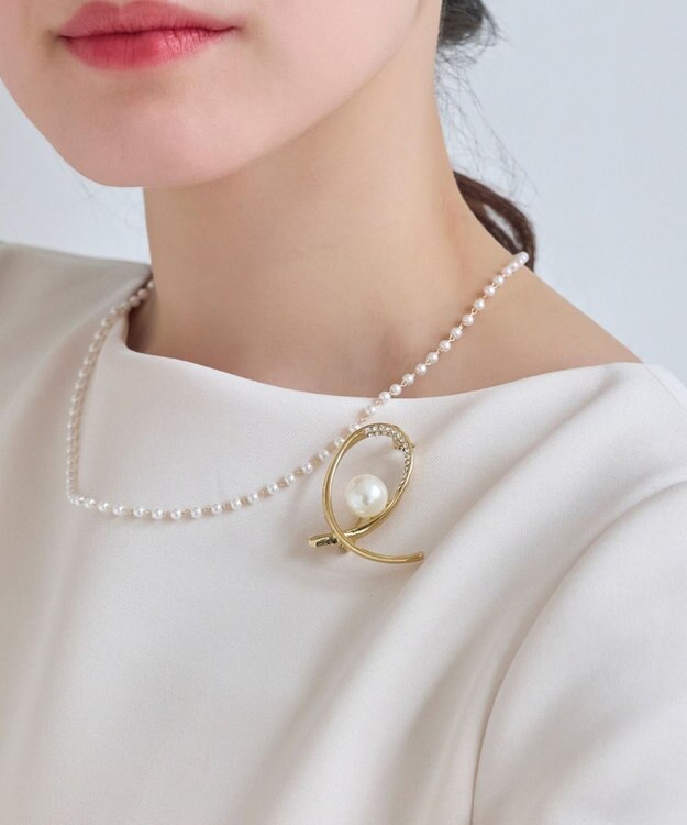 Phoebe <オンワード限定セット>金属アレルギー対応クイーンパールビジューセラミックポストピアス×クロスカーブパールビジューブローチ ホワイト