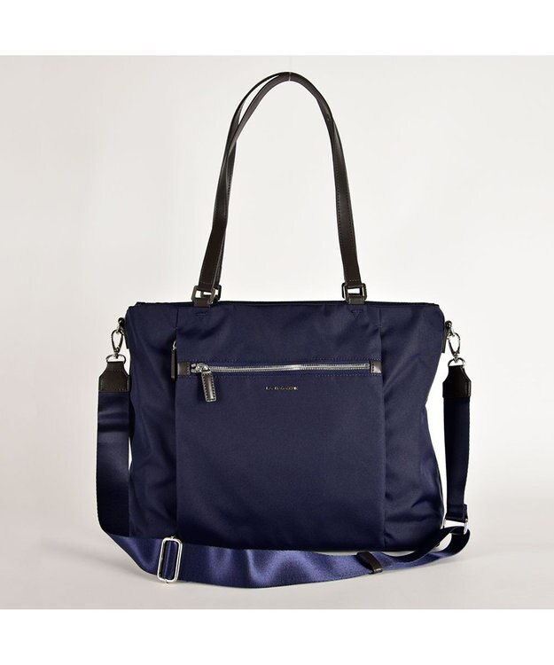 ラ バガジェリー（LA BAGAGERIE）/コーデュラ×リサイクルレザー　スクエアトート コーデュラ×リサイクルレザー スクエアトート / LA BAGAGERIE