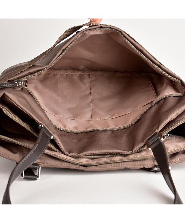 LA BAGAGERIE コーデュラ×リサイクルレザー　スクエアトート ベージュ