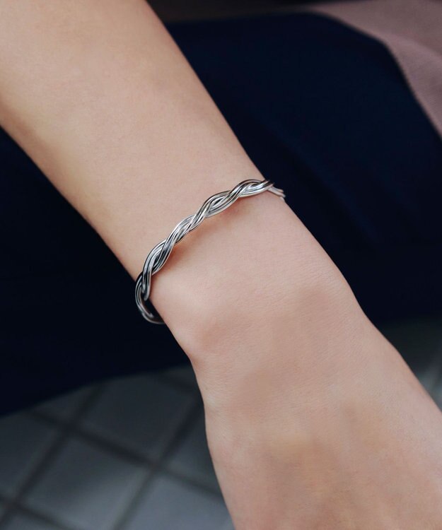 Tiaclasse ツイストバングル シルバー