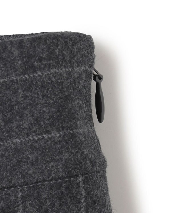 BEIGE， MARCEAU / ストライプパンツ C.Gray × White Line