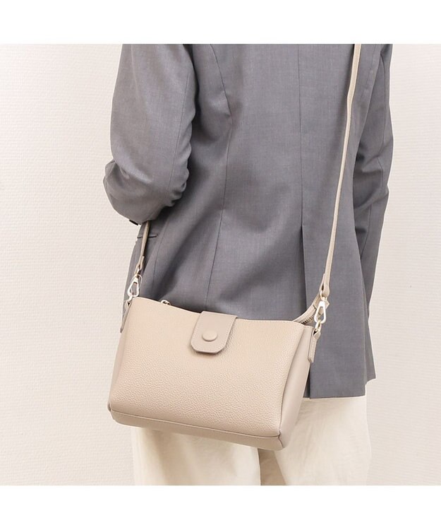 UNBILLION カシュカシュ cachecache / 横型3つ口ショルダーバッグ ベージュ