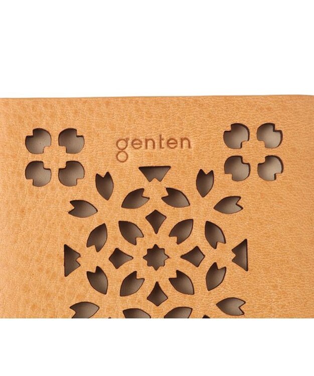 genten フラッターカットワーク パスケース ヌメベージュ