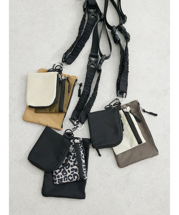 Green Parks ・マルチ３Ｐポーチショルダー Gray