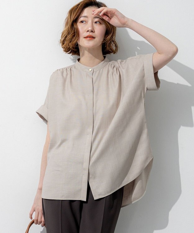 23区 【先行予約】リネンライクグロッシー バンドカラー ブラウス ベージュ系
