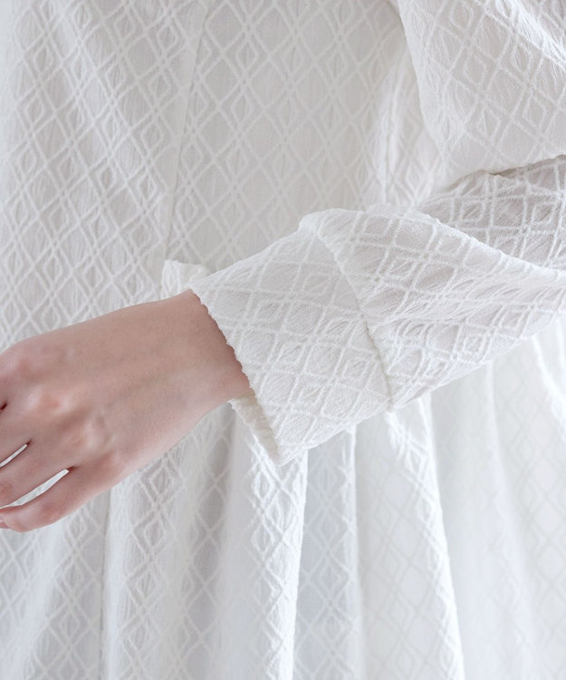 Tiaclasse L ダイヤ柄ジャガードパフスリチュニック オフホワイト