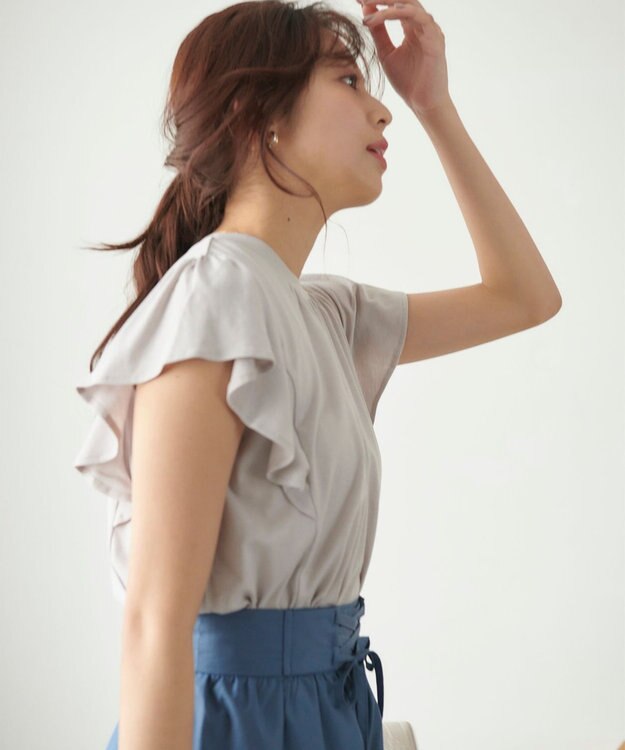 Feroux 【UVケア】スタンドカラーフレアスリーブ Ｔシャツ アイボリー系