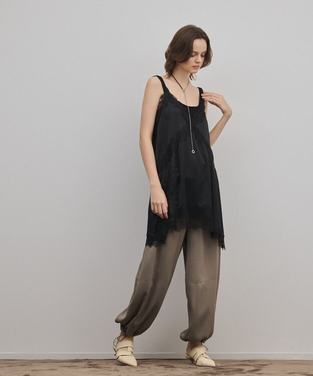 GRACE CONTINENTAL サテンレースキャミ ブラック