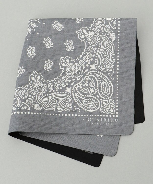 GOTAIRIKU BOX入りでギフトに最適【高機能吸水 / 抗菌防臭加工/シワになりにくい】バンダナハンカチ グレー×ペイズリー