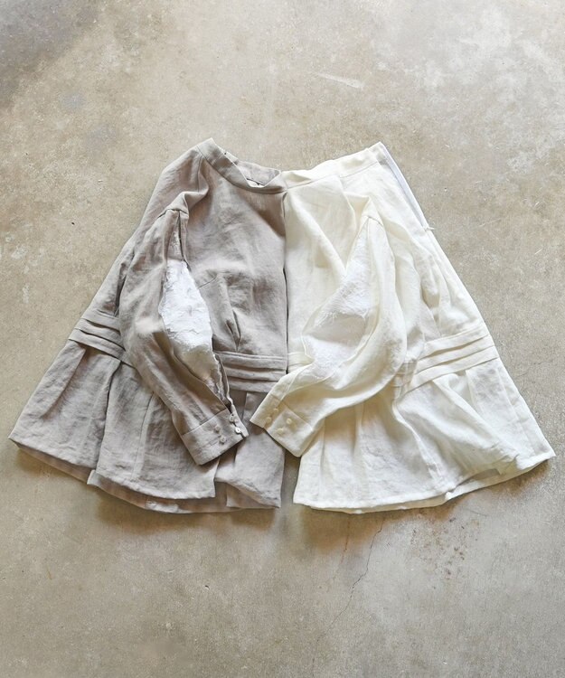 muuc 〈高品質ベルギーリネン100%〉〈通年着られる〉カットジャカード生地デザイン袖 クラシカルシルエットのブラウス ベージュグレー