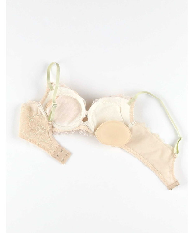 AMPHI ブラジャー グラマラス&リッチな谷間をメイク Gカップまで対応 【Glama-Rich グラマリッチ 脇スッキリ・ライトタイプ】 大きいサイズ ブラ BYJ685 アンフィ／ワコール オレンジ