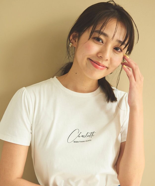 Feroux スクリプトプリント Tシャツ ホワイト系