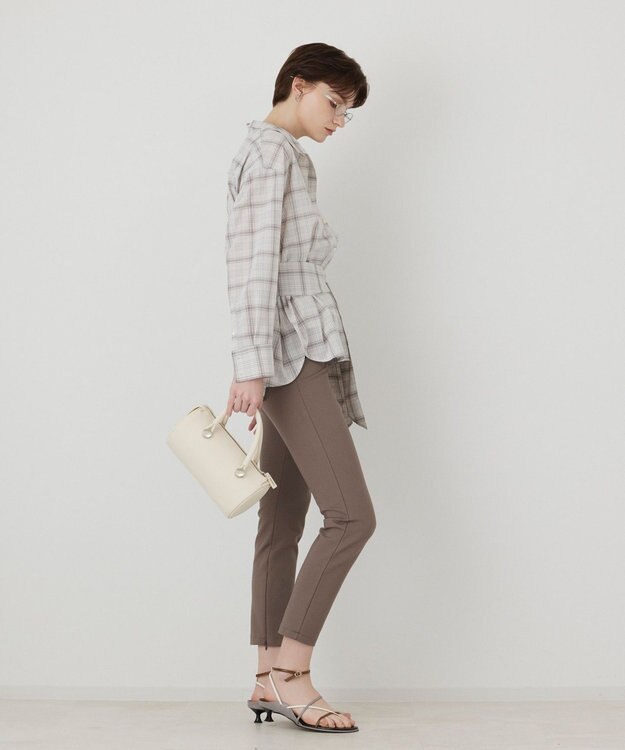 GRACE CONTINENTAL ポンチスリムパンツ カーキ
