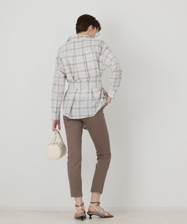 GRACE CONTINENTAL ポンチスリムパンツ カーキ