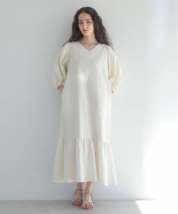 Green Parks ■ＥＳＣＡＲ　エンボスＶネックワンピース Ivory