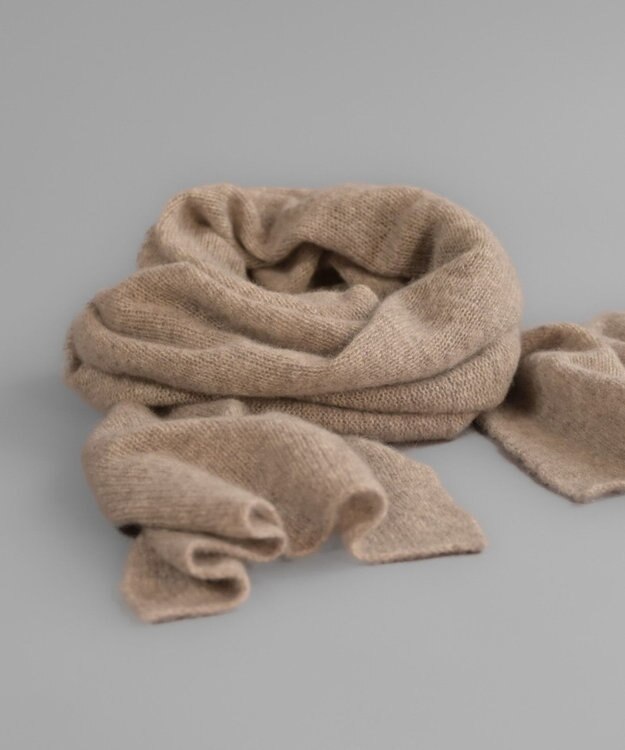 AND WOOL 〈上質な素材と手仕事から生まれた優しいニット〉カシミヤ100%の細巾ストール / マフラー ベージュ