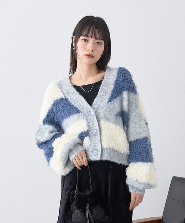 earth music&ecology ポンポンヤーンミックスインターシャカーディガン Blue