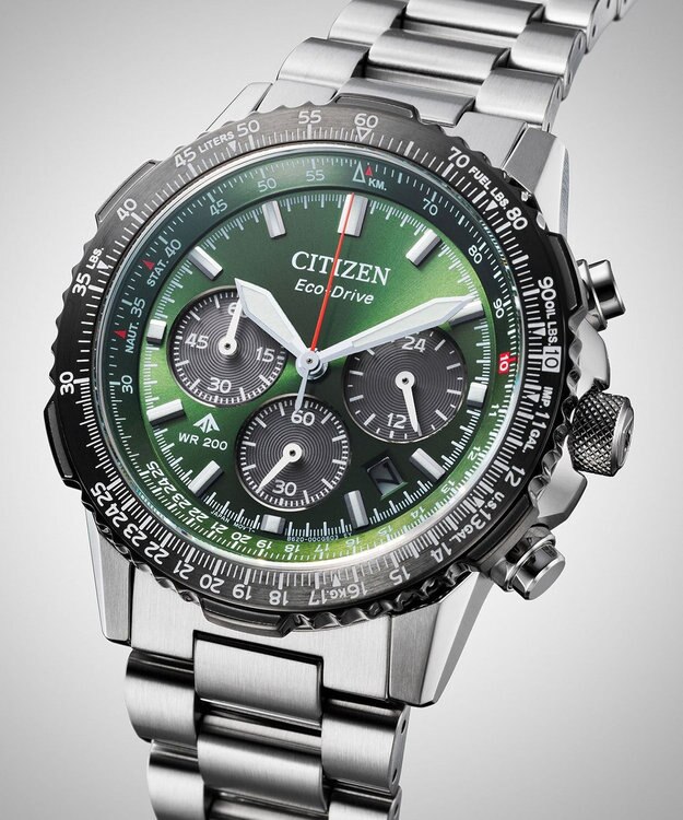 CITIZEN 【電池交換不要/20気圧防水/クロノグラフ】ケース40mmのパイロットウオッチ シルバー
