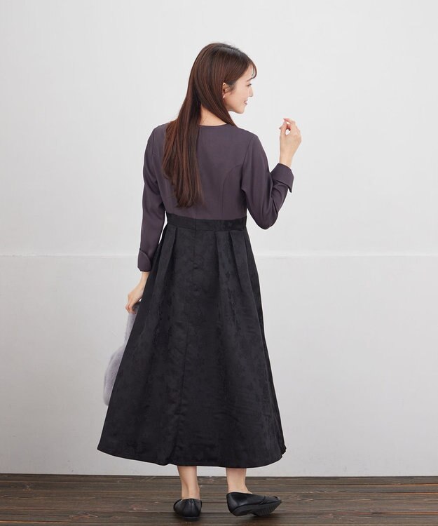 Tiaclasse フラワージャガードドッキングワンピース チャコールグレー×ブラック