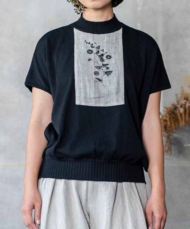 muuc 【高級スーピマ超長綿100%使用ニット】ヒルガオ刺繍 ハイネック半袖プルオーバー ブラック