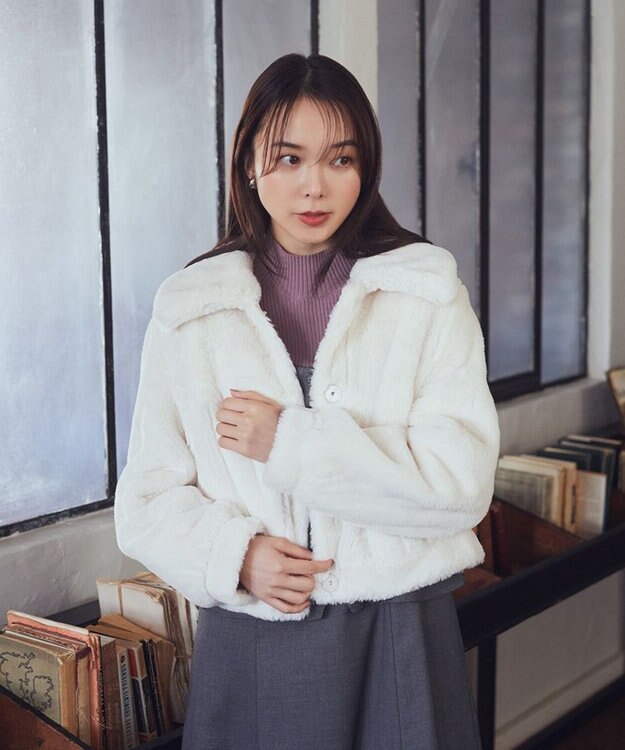 earth music&ecology ファーショートコート アイボリー